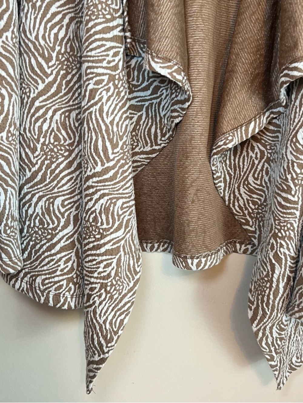 KUT from the Kloth Taupe & White Zebra Patterned Open Front Sweater Cardigan - Picture 3 of 13